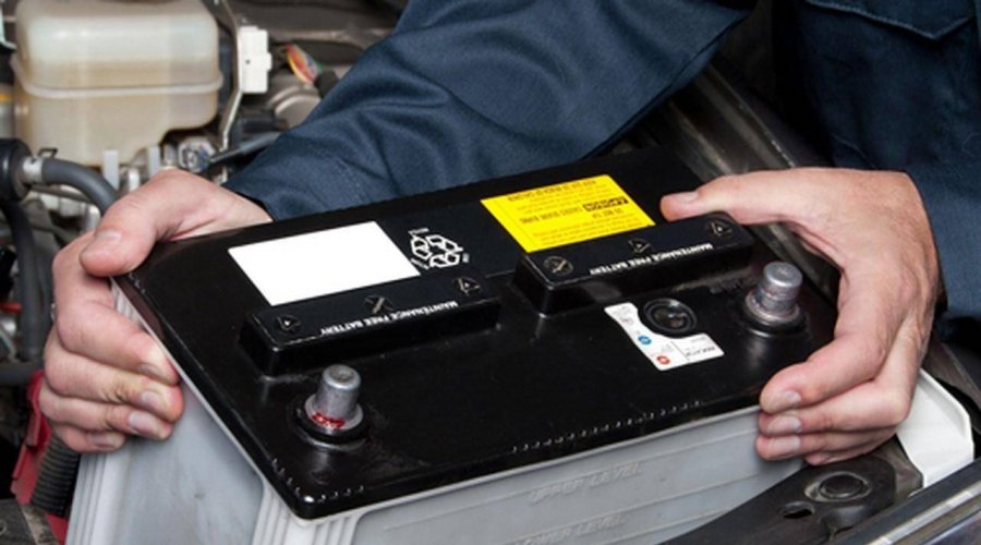 Hướng dẫn nạp Acqui xe nâng điện Hướng dẫn nạp Acqui xe nâng điện